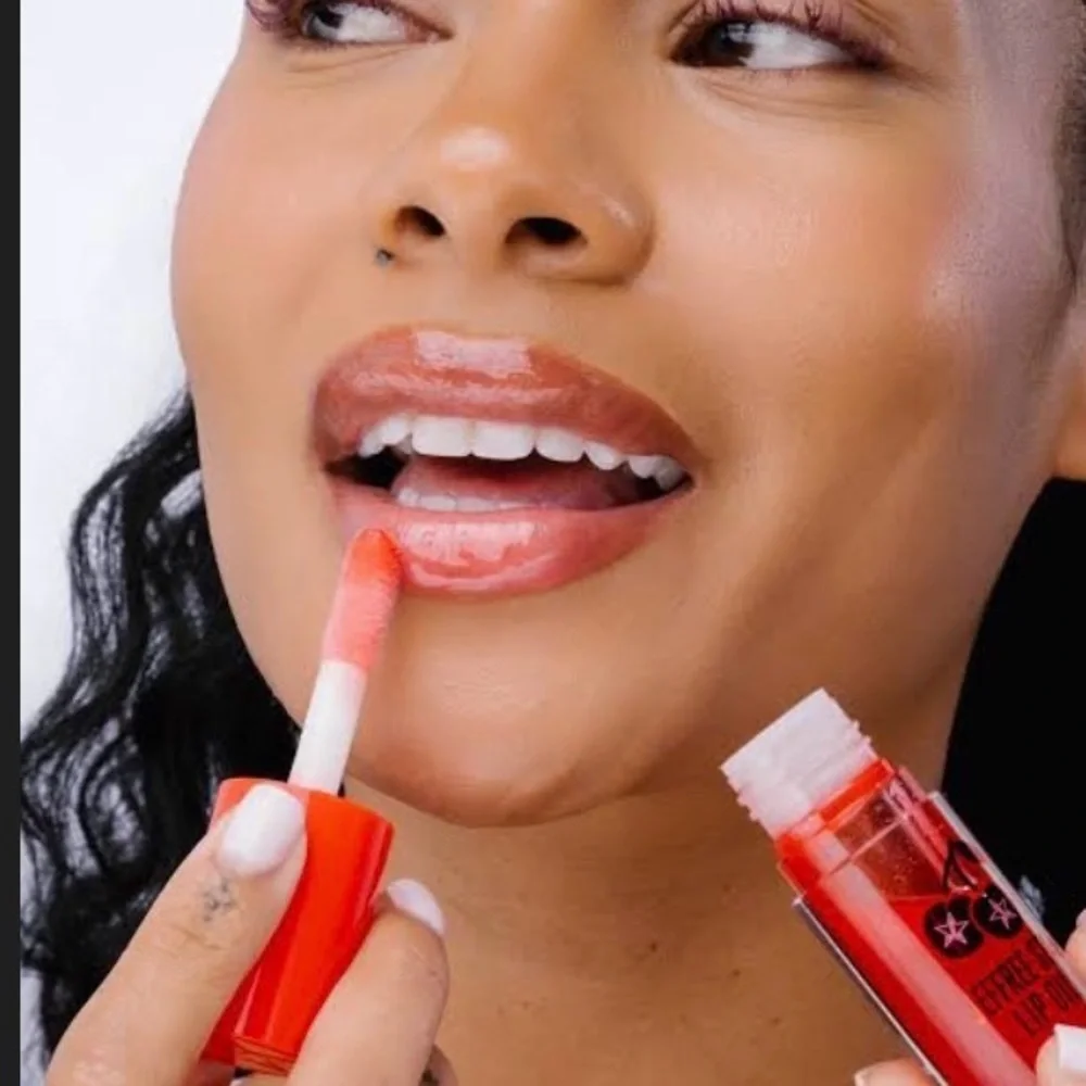 Jeffree Cherry Popsicle Lip Oil - Vibrant Red